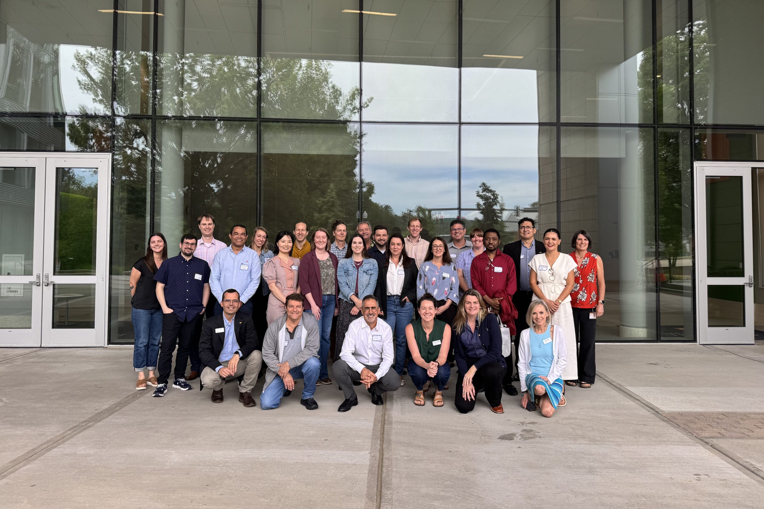 Workshop participants stop for
a group photo at the end of a full day.